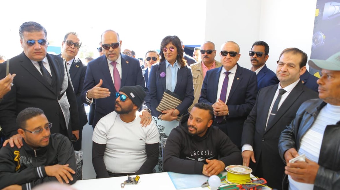 وزير العمل يشهد تدشين مبادرة تمكين بالأقصر