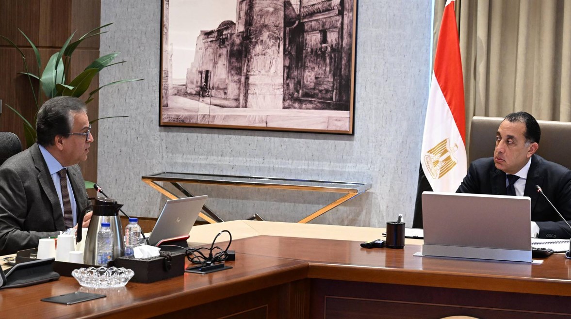 رئيس الوزراء مصطفى مدبولي ووزير الصحة والسكان خالد علبدالغفار