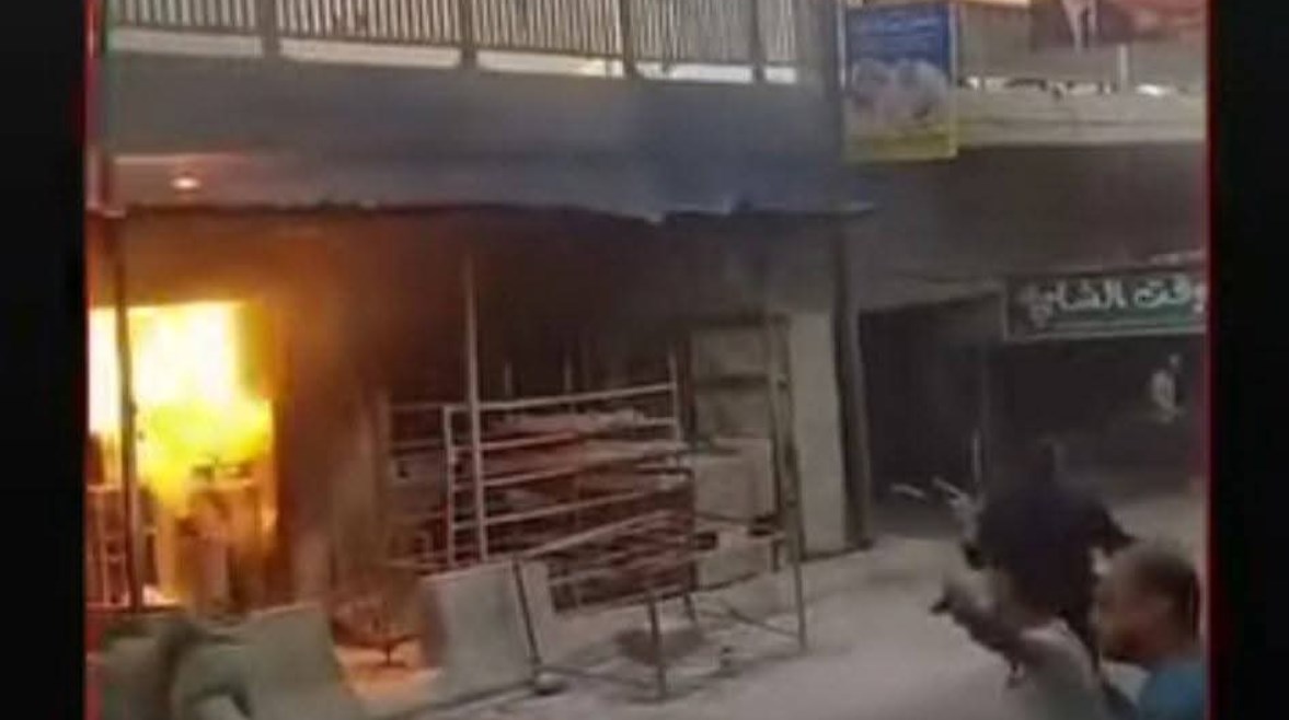 لقطة من حريق المخبز 