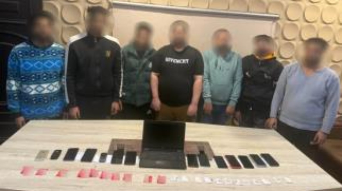 المتهمين والمضبوطات 