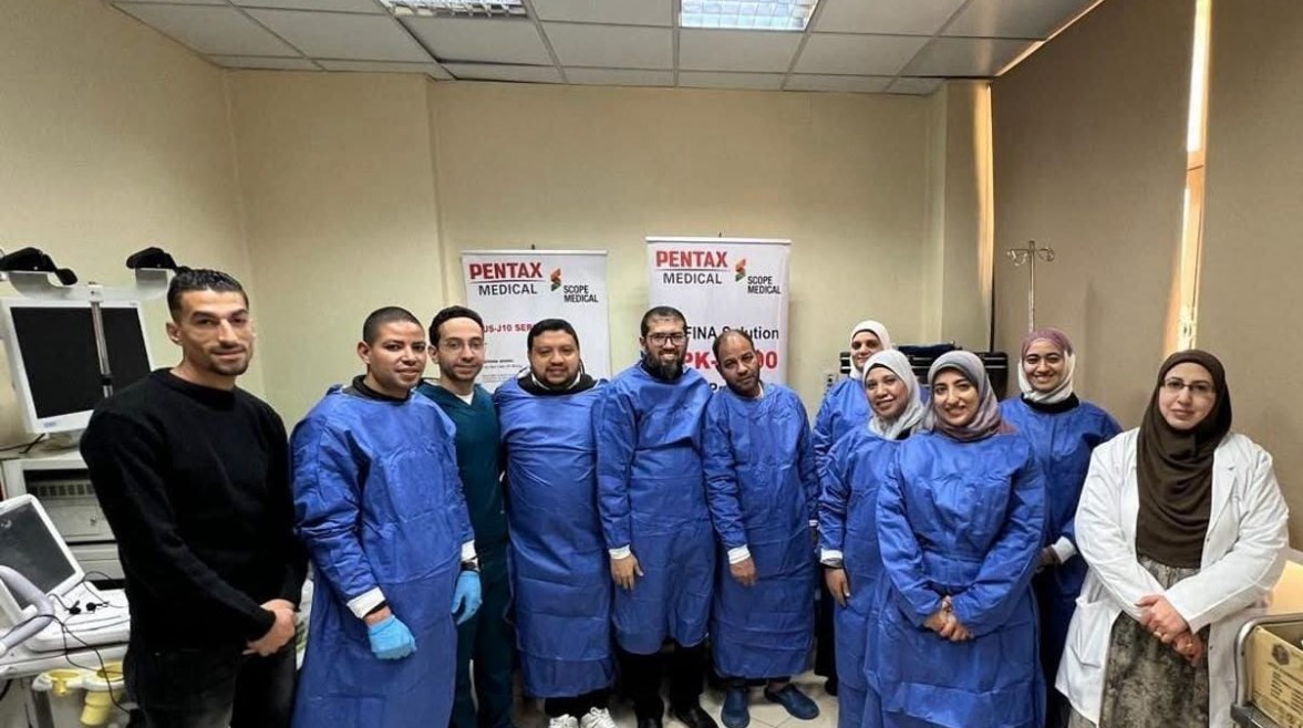 صورة لفريق العمل