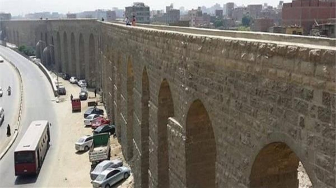 سور مجرى العيون