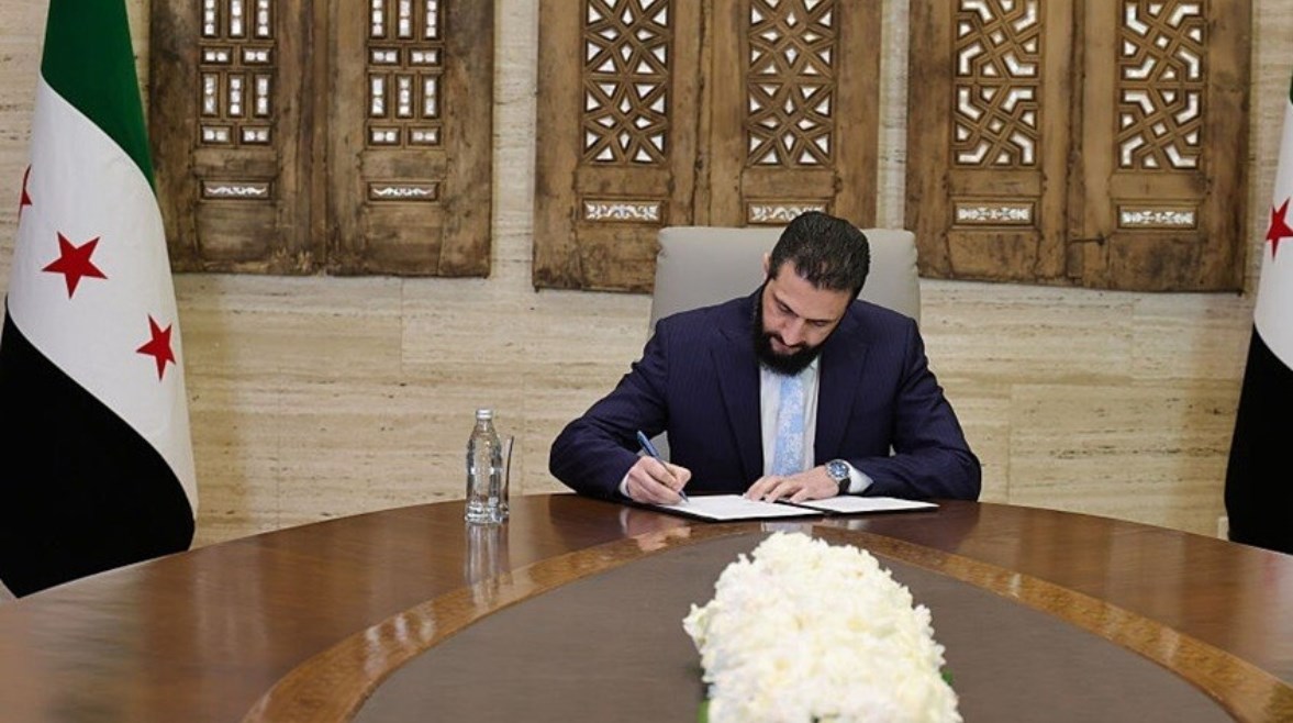 الرئيس السوري أحمد الشرع