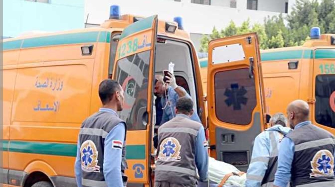 إصابة 3 أشخاص فى حادث تصادم سيارة ملاكى بموتوسيكل على كورنيش النيل باسوان    