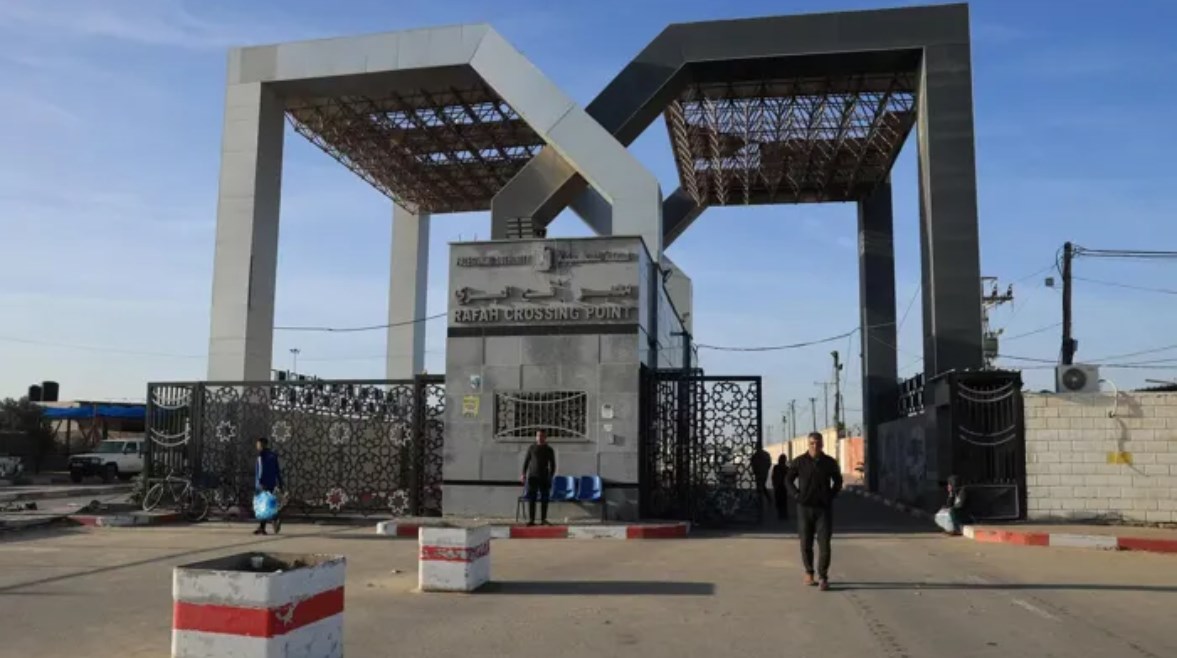 معبر رفع من الجانب الفلسطيني