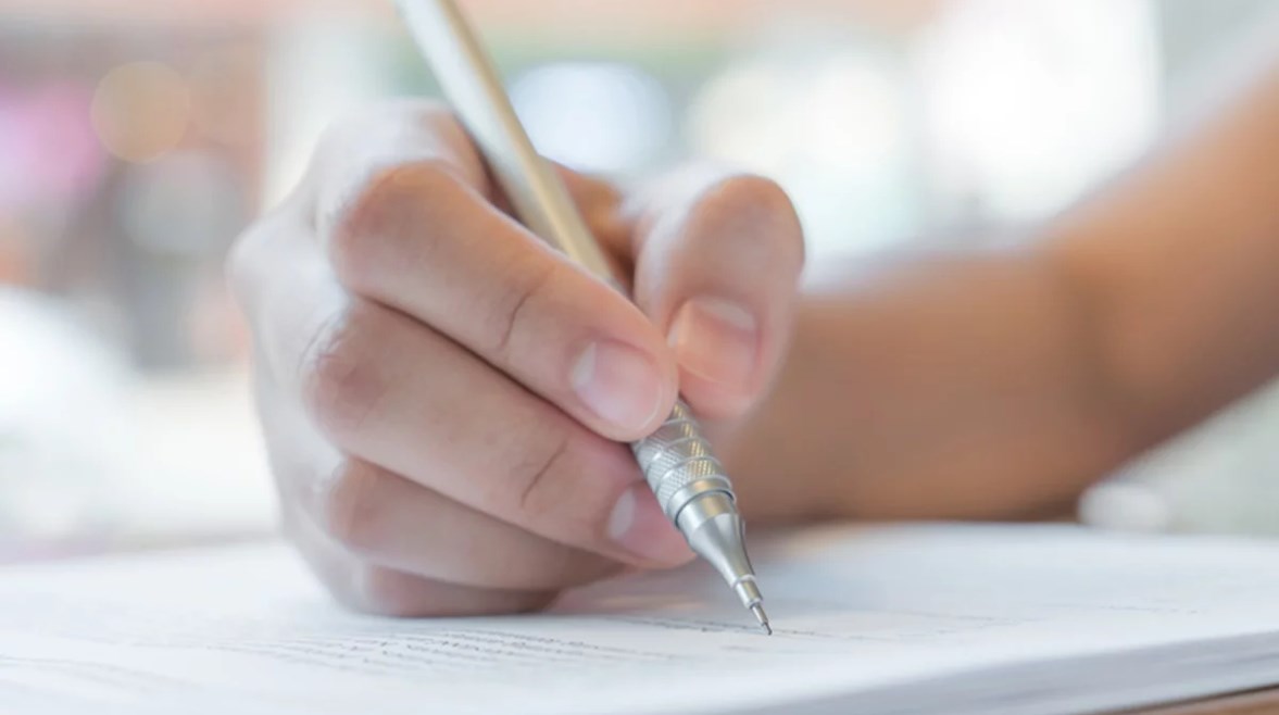 مراجعة ليلة الامتحان عربي تانية ثانوي الترم الأول 2026