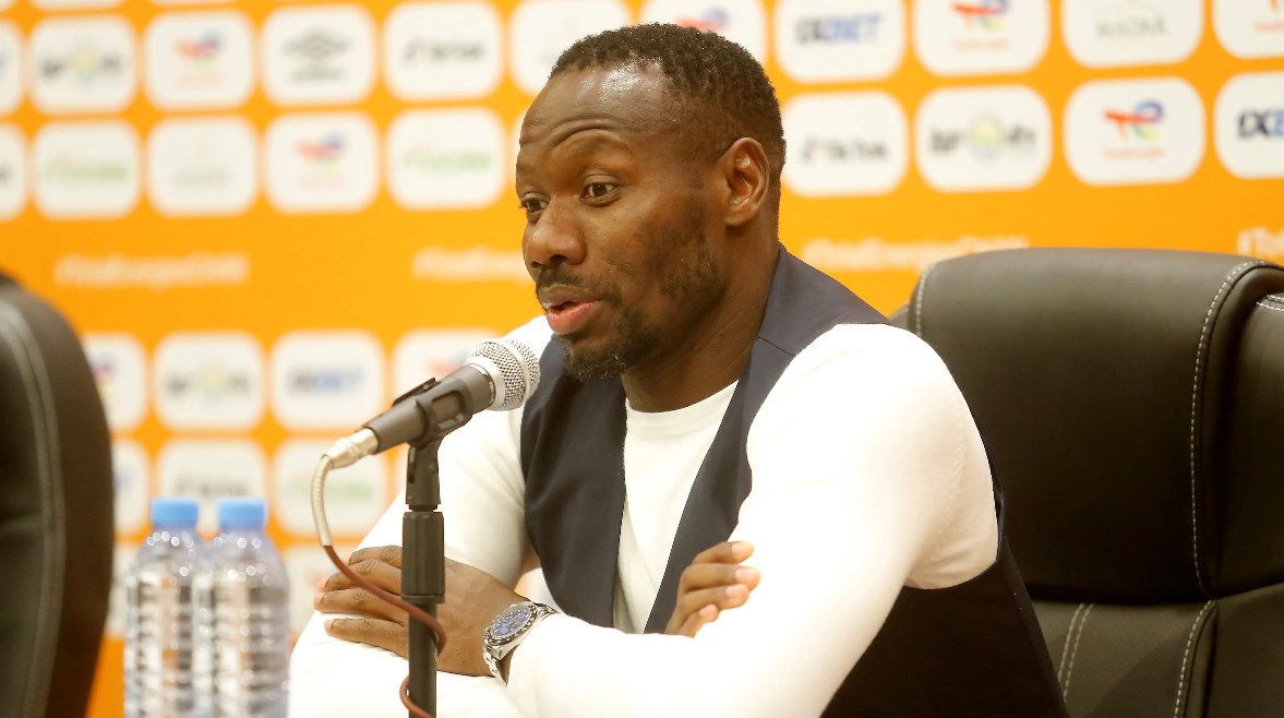 بابي ثياو مدرب السنغال 