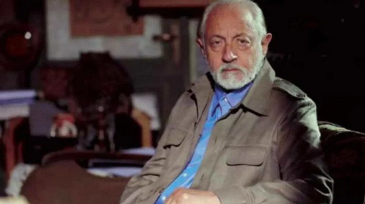 الفنان عبد العزيز مخيون 