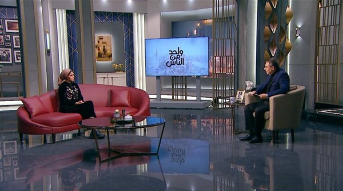 أبنة أحمد راتب مع الإعلامي عمرو الليثي