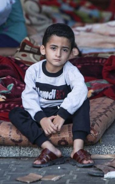 طفل فلسطيني
