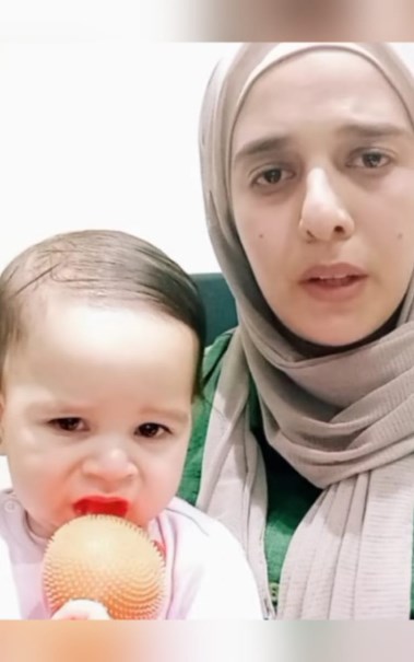 والدة ليلى