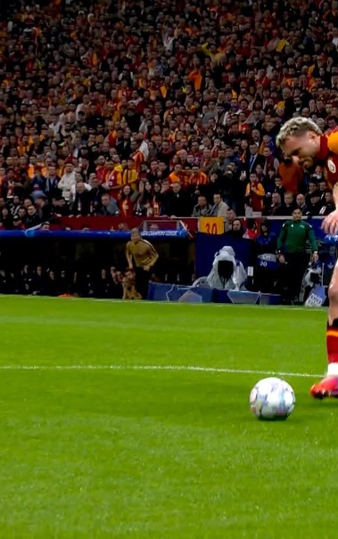 مباراة برشلونة وجالاطا سراي
