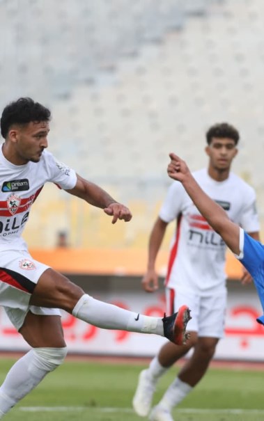 أحمد شريف لاعب نادي الزمالك