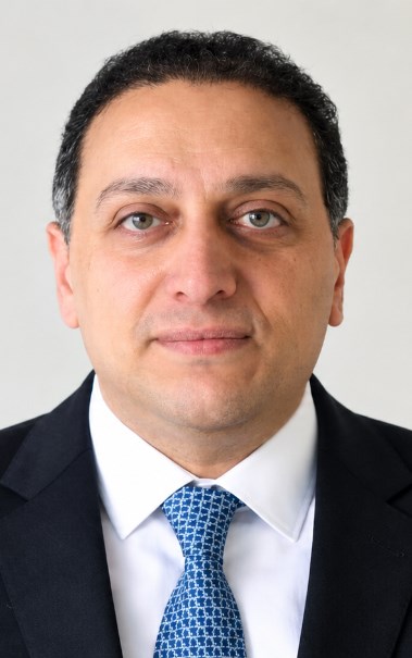 المتحدث بأسم مجلس الوزراء المستشار محمد عادل