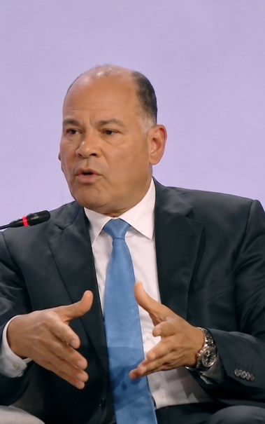 الإعلامي نشأت الديهيي