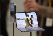 هاتف iPhone Duo