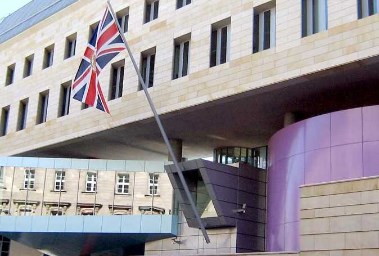  السفارة البريطانية في القاهرة