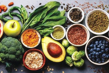 مجموعة من الأطعمة