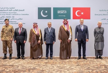 طهران تستضيف إجتماع رفيع المستوي لثلاثي دول الدفاع المشترك