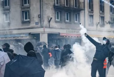الاحتجاجات في فرنسا
