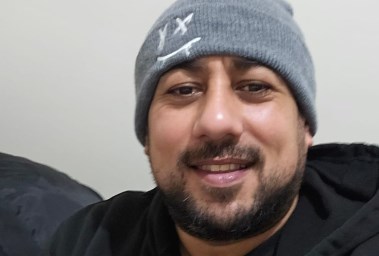 الشاب محمد عمر