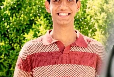 أحمد منتصر طالب الصيدلة 