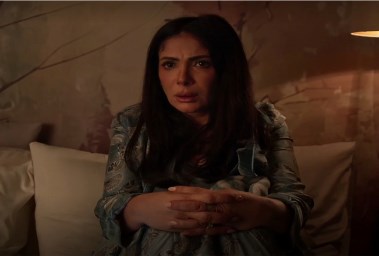 منى زكي في مسلسل طالع نازل 