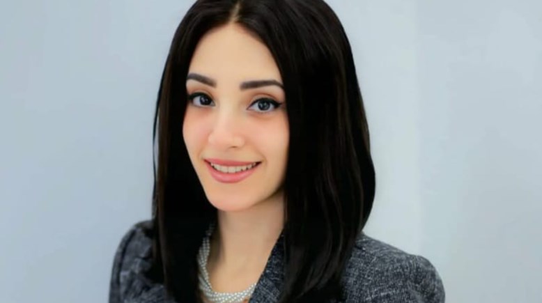  الدكتورة دينا أبو المجد