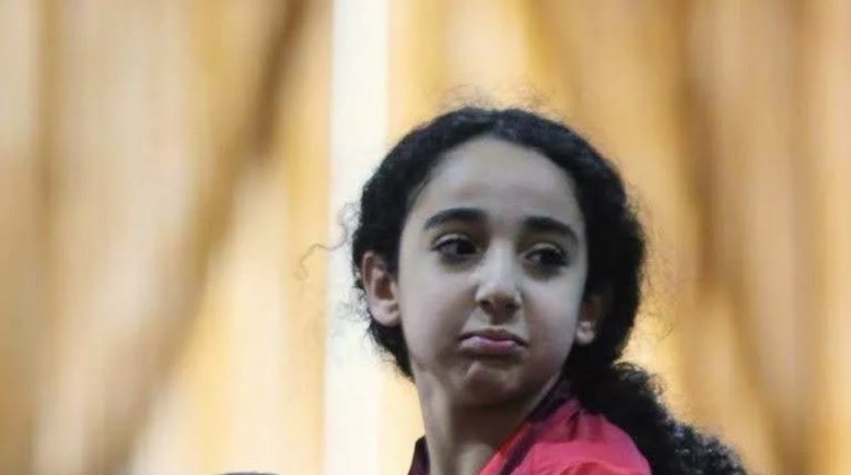 الطالبة زينة 