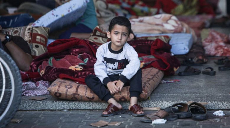 طفل فلسطيني