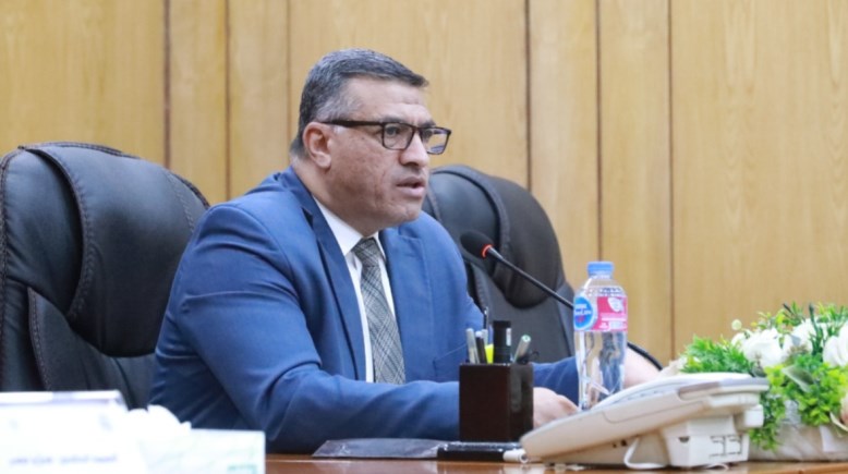 محافظ قنا 