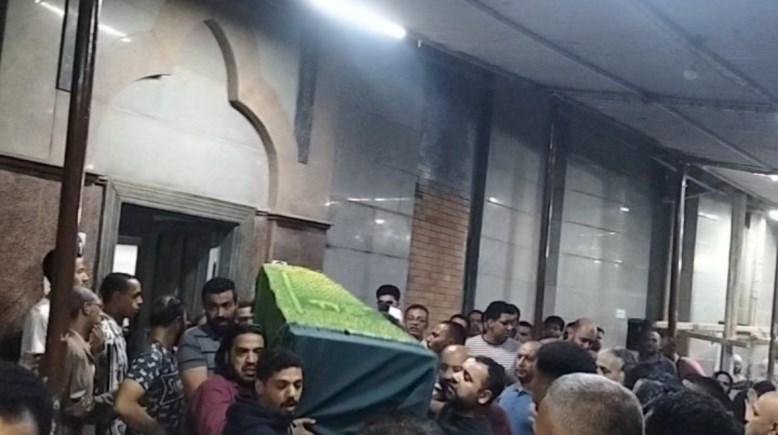 حمل النعش بعد صلاة الجنازة 