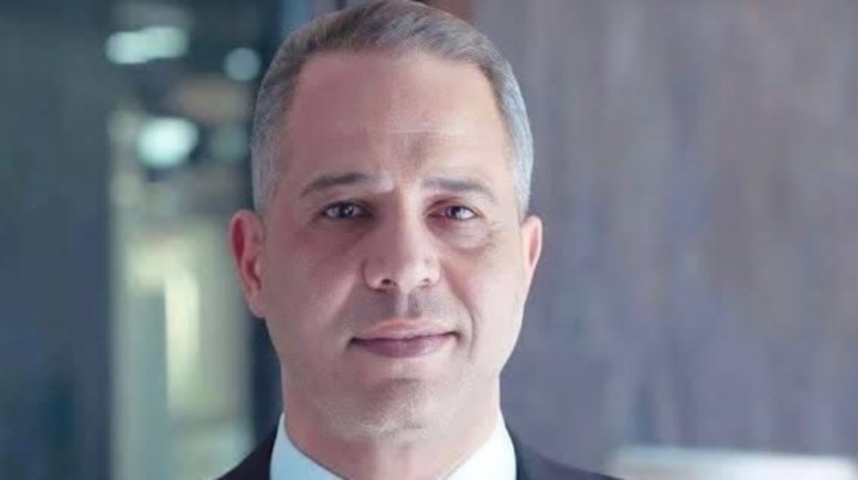 الفنان الراحل مصطفى درويش