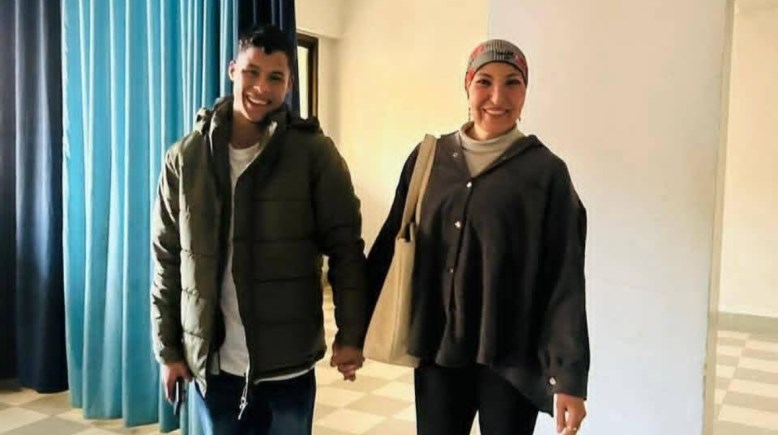 آمال فهمي والشاب أشرف