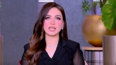 الإعلامية ياسمين عز