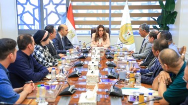 وزيرة التنمية المحلية والبيئة منال عوض
