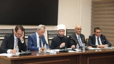 جانب من اجتماع وزير الأوقاف في البرلمان
