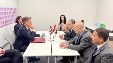 وزير الخارجية ونظيره البريطاني