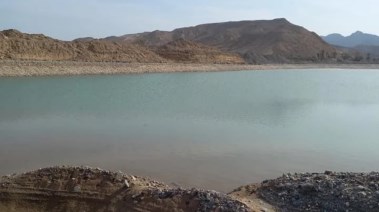 حجز مياه السيول والأمطار