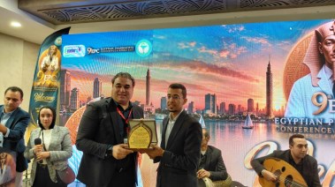 أثناء تكريم الصحفي عبدالمجيد عبدالله