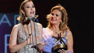 جوائز في مهرجان الجونة