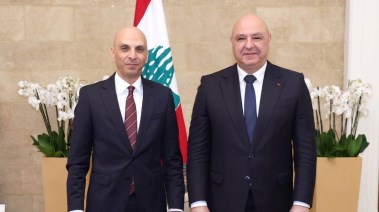 الرئيس اللبناني جوزاف عون والسفير تميم خلاف