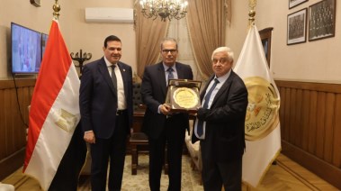 رئيس محكمة استئناف القاهرة أثناء تكريم القامات القضائية