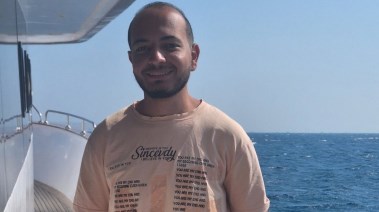 الناجي أسامة راضي من حادث أسيوط الغربي