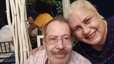 الفنان سامي عبد الحليم وزوجته