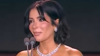 تكريم منى زكي في مهرجان الجونة السينمائي