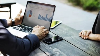 العمل أون لاين والكسب بالعملات الأجنبية 