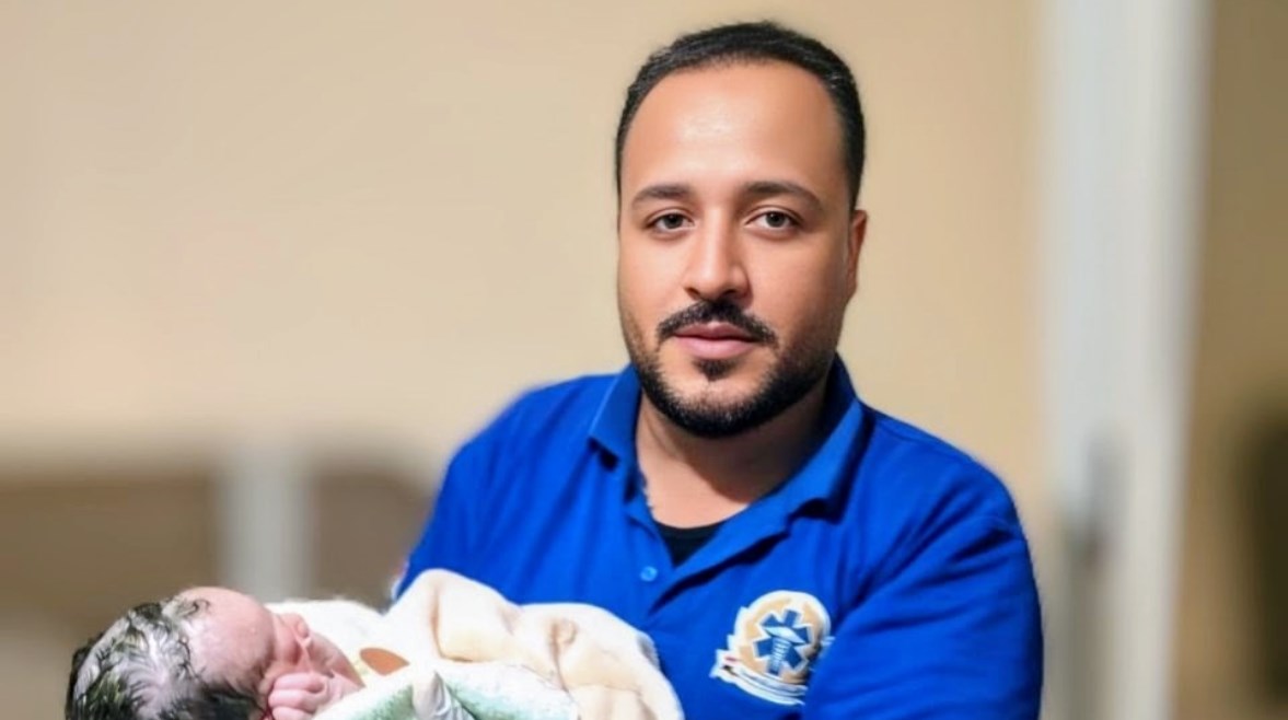 المسعف الذي انقذ السيدة