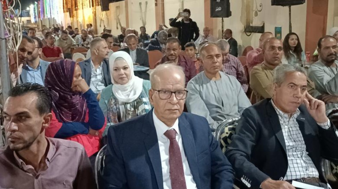 ملتقى شعراء فن الواو بسوهاج