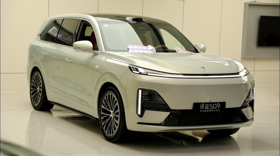 سيارة ديبال S09